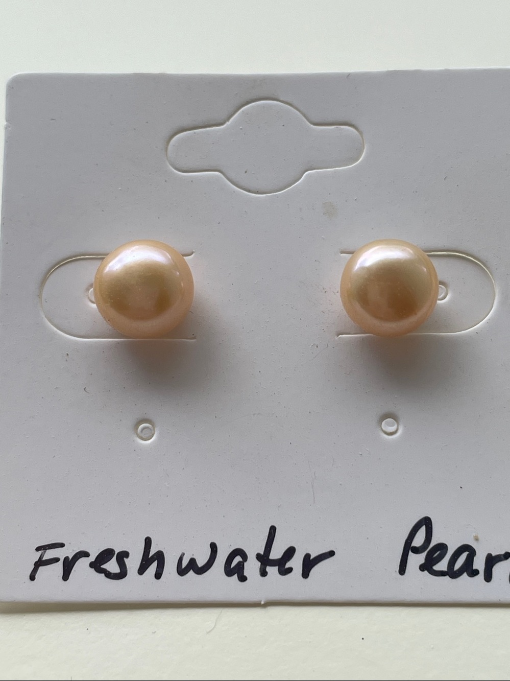 Freshwater Pearl Stud Earrings in Cream 8mm